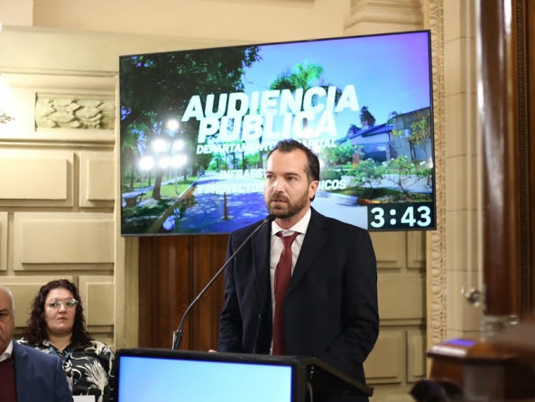 El intendente participó de la audiencia pública sobre obras y proyectos estratégicos para el Departamento La Capital